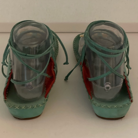 “BCBG” Gladiator Wrap Suede Sandals - Picture 4 of 8